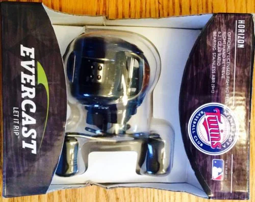 New Evercast Horizon Fishing Reel with Minnesota Twins Logo ECWOC200.6-MNT-A