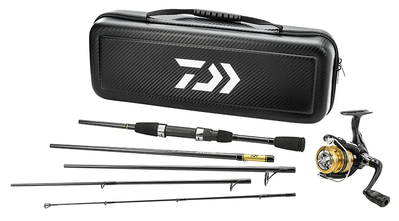 Daiwa Carbon Case Freshwater Travel Combo